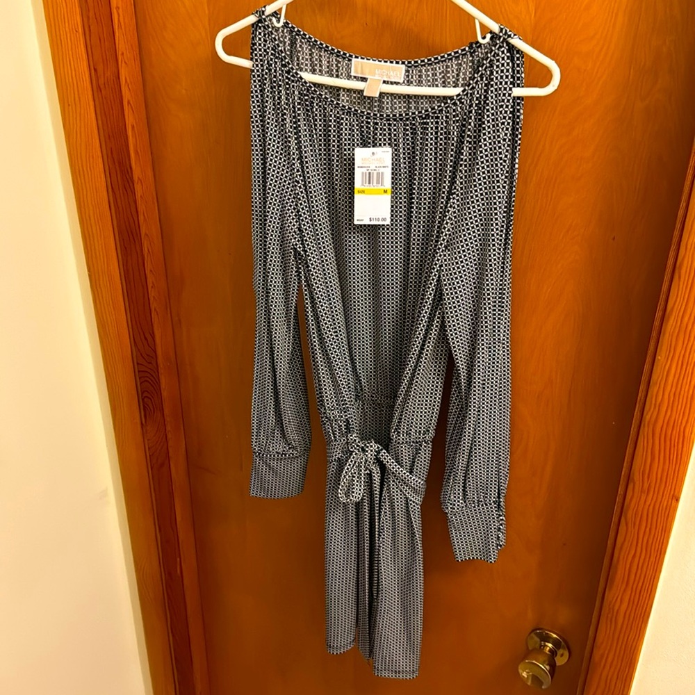 Michael Kors dress size, medium, black, and white with tags